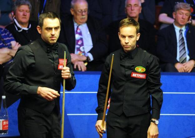 也许早就忘 也许早就忘