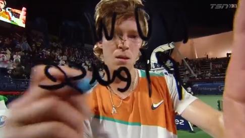 新民：申花总依靠“奇迹”并不现实，目前体能下滑是最大困扰