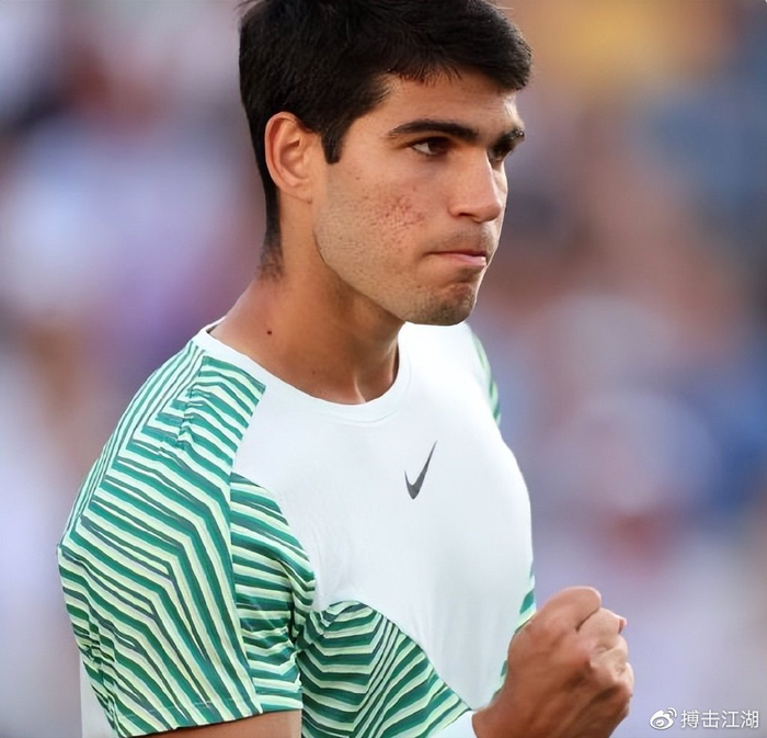 在羽毛球运 在羽毛球运