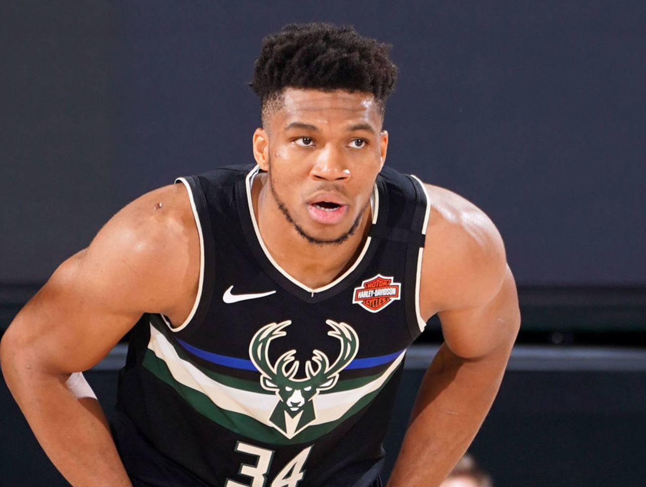 乔治宣布加盟凯尔特人，抛弃3000万薪水誓夺总冠军