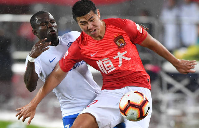 李宁家庭的 李宁家庭的