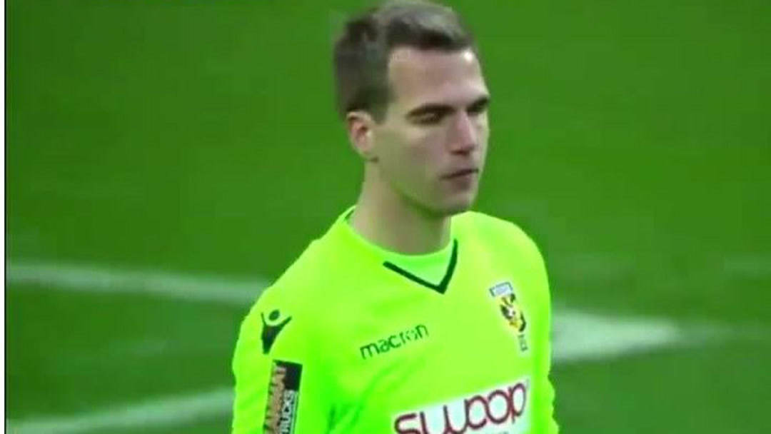 中国金花绽放！张帅3连胜进32强，下轮对手确定，郑钦文明日首秀.